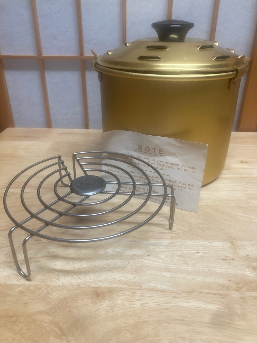 VTG 70s Rival Crock-Pot Bread 'N Cake Bake Pan & Trivet Rack Gold
